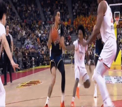 老特拉福德,荣耀瞬间,马奎尔社交,KaiYun,开云,开云体育入口,开云官网,开云体育APP下载